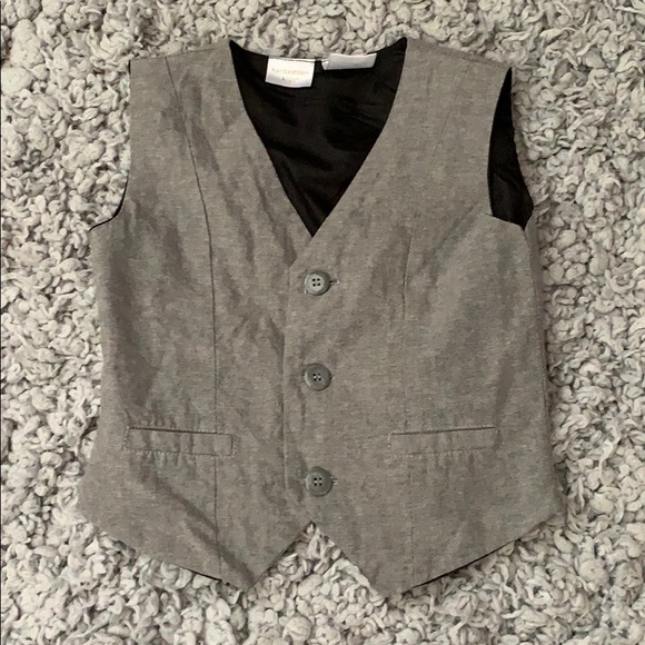 Kardashian Kids Other - 5/$20 EUC Boys Kardashian Kids Vest Size 18 months